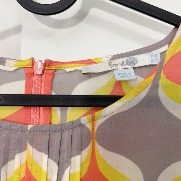 BODEN | ORANGE & GRAY PRINTED POCKET TOP BLOUSE - Picture 9 of 12